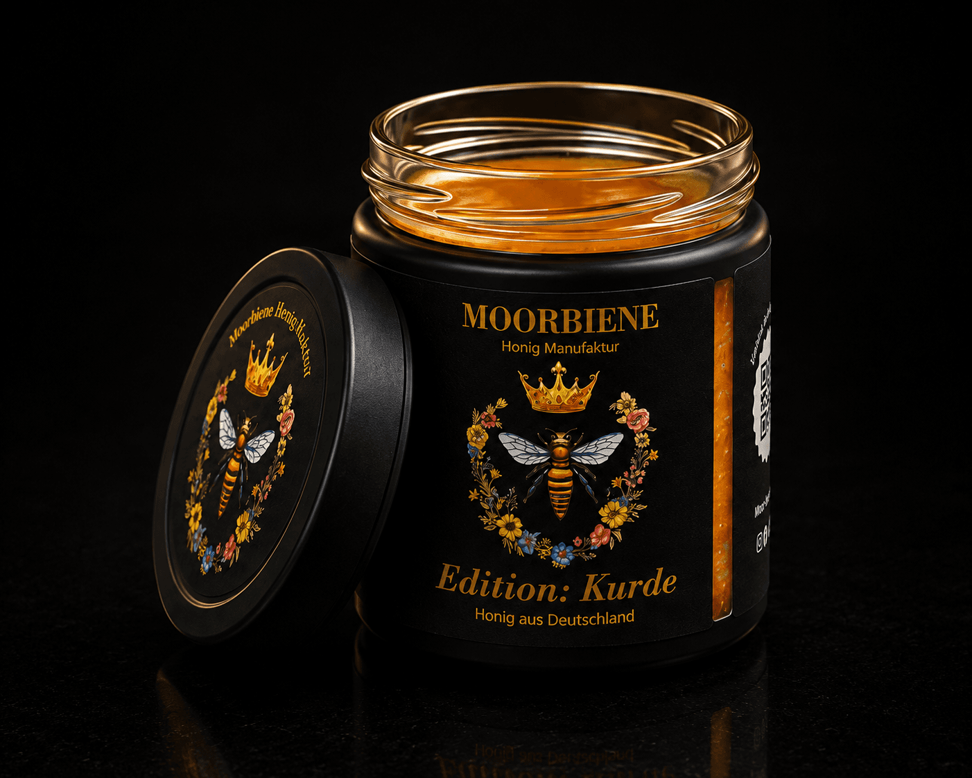 Visualisierung: MoorBiene-Honigglas mit Etikett der Edition Kurde